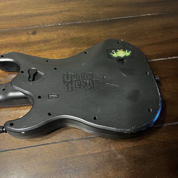 Guitar Hero Kramer Striker RedOctane Wireless Controller PS2 95119.805 No Dongle - Picture 4 of 5